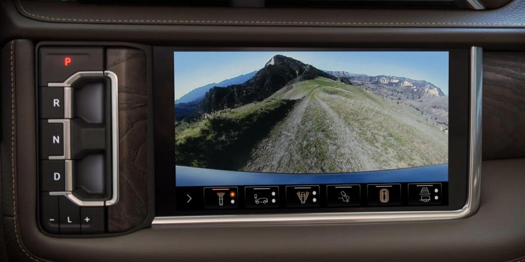 Augmented reality navigation for GMC Yukon