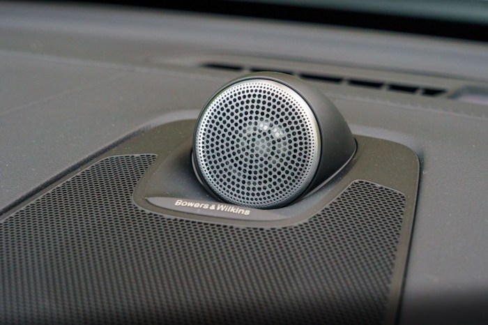 Best car sound systems under ,000