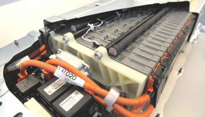 Hybrid battery replacement cost for Toyota Tundra
